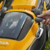 STIGA Akku-Rasenmäher Collector 136e Kit – Leistungsstark, leise und komfortabel mähen