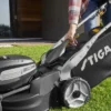 STIGA Twinclip 950e V Kit Akku-Rasenmäher mit Radantrieb – inkl. 2x 7,5 Ah Akkus und Doppel-Ladegerät