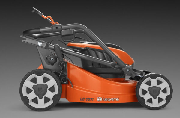 TS1 Akku-Rasenmäher Husqvarna LC 137i Set inkl. Akku & Ladegerät